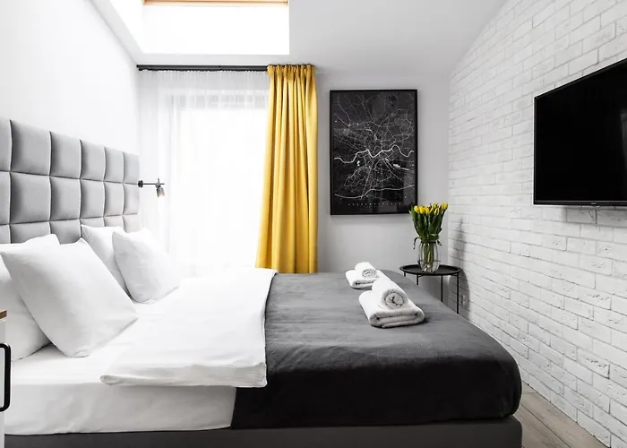 Househost Apartament: Ul. Miodowa 42/42A